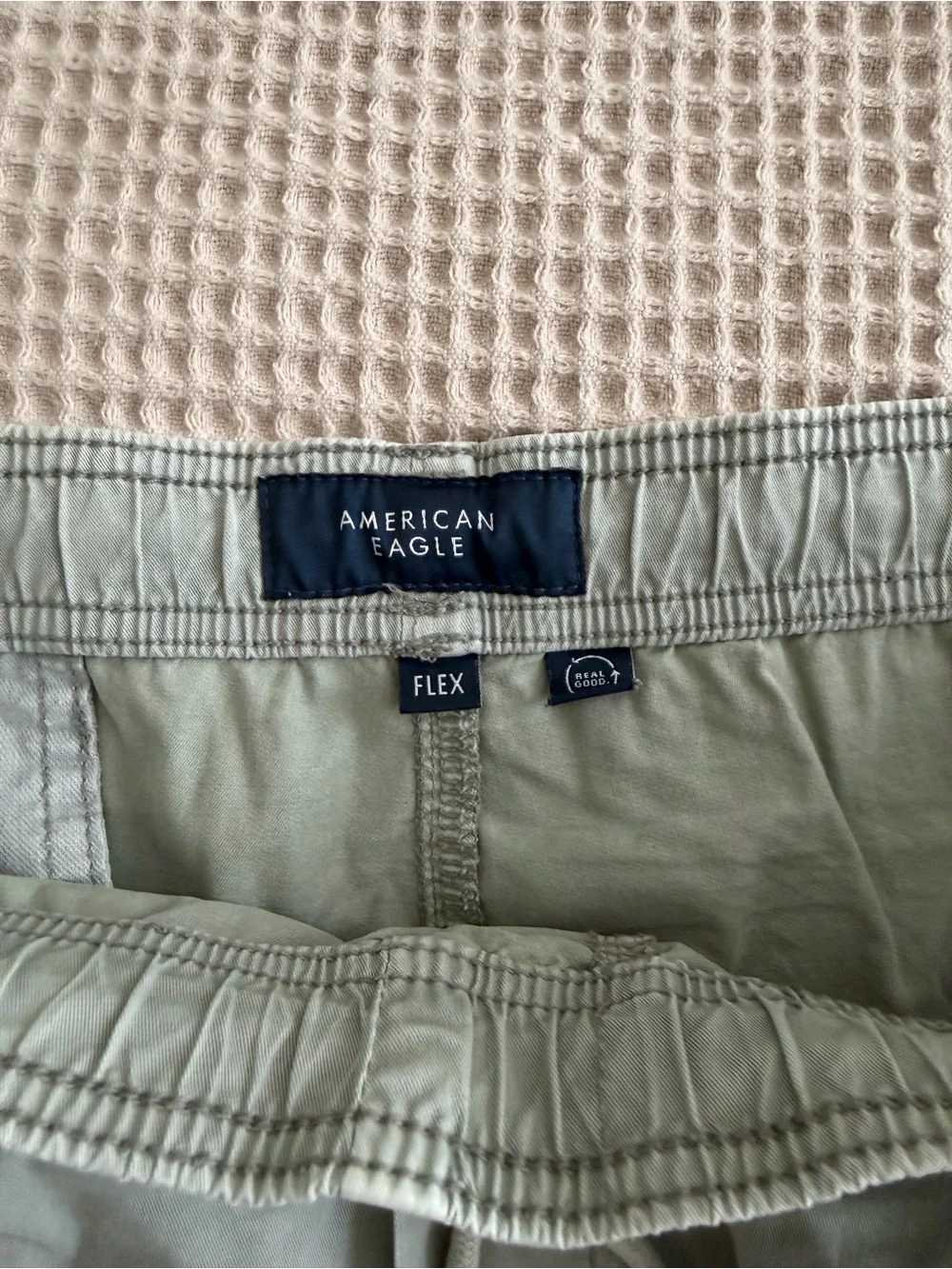 American Eagle Outfitters Men's Drawstring Sage Shorts